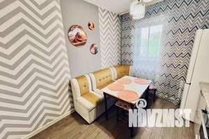 1-к квартира, посуточно, 40м2, 2/10 этаж