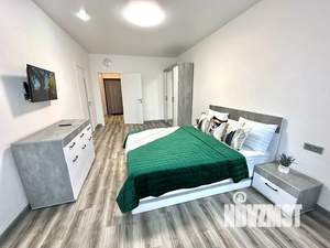 1-к квартира, посуточно, 57м2, 15/16 этаж