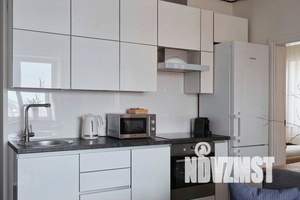 2-к квартира, посуточно, 50м2, 15/18 этаж