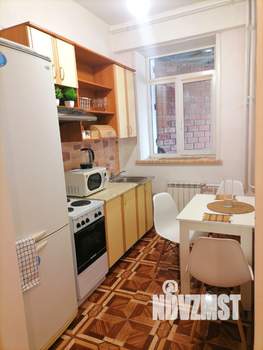 2-к квартира, посуточно, 40м2, 1/11 этаж