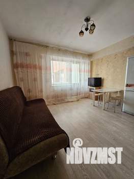 1-к квартира, посуточно, 38м2, 2/9 этаж