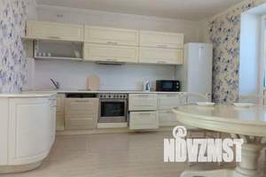 2-к квартира, посуточно, 70м2, 9/10 этаж