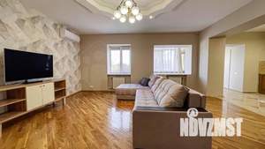 3-к квартира, на длительный срок, 134м2, 3/7 этаж