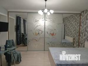 Студия квартира, посуточно, 38м2, 3/10 этаж