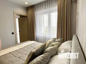 1-к квартира, посуточно, 40м2, 7/10 этаж