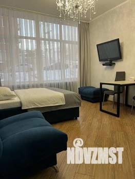 Студия квартира, посуточно, 28м2, 1/11 этаж