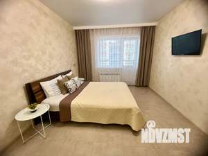 1-к квартира, посуточно, 35м2, 9/16 этаж