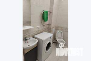 1-к квартира, посуточно, 40м2, 6/12 этаж