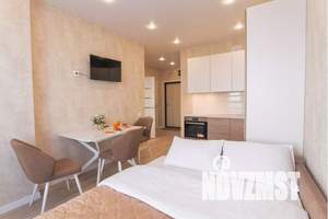 1-к квартира, посуточно, 39м2, 11/16 этаж