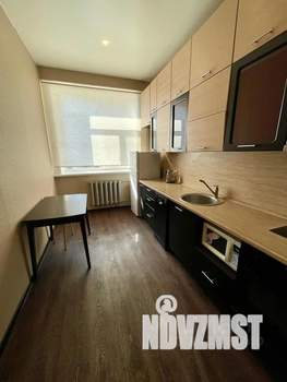 1-к квартира, посуточно, 38м2, 4/12 этаж