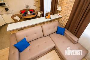 Студия квартира, посуточно, 38м2, 9/11 этаж