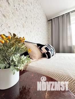 2-к квартира, посуточно, 40м2, 2/5 этаж