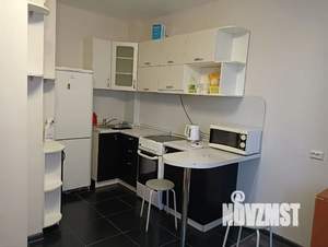 2-к квартира, посуточно, 40м2, 1/8 этаж