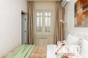 1-к квартира, посуточно, 42м2, 12/18 этаж