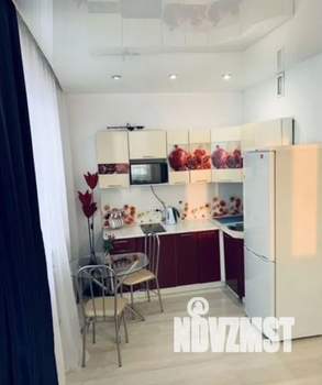 Студия квартира, посуточно, 32м2, 12/15 этаж