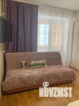 Студия квартира, посуточно, 30м2, 6/9 этаж