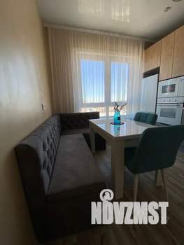 1-к квартира, посуточно, 36м2, 5/17 этаж