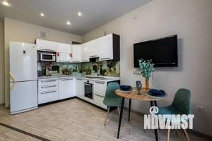 2-к квартира, посуточно, 48м2, 11/16 этаж