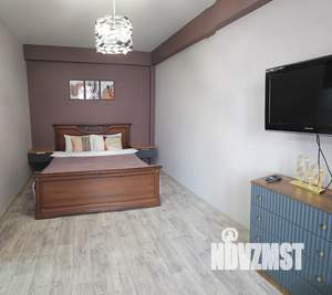 1-к квартира, посуточно, 45м2, 5/10 этаж