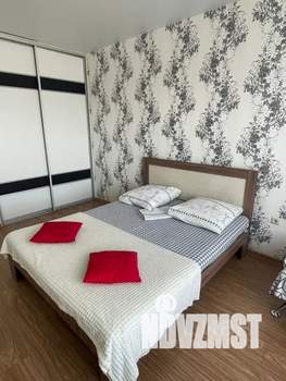 1-к квартира, посуточно, 47м2, 9/16 этаж