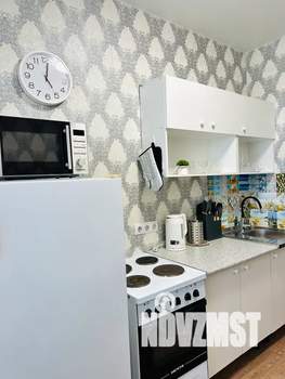 1-к квартира, посуточно, 34м2, 10/19 этаж