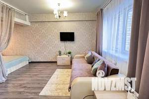 1-к квартира, посуточно, 40м2, 7/9 этаж