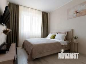 1-к квартира, посуточно, 42м2, 12/16 этаж