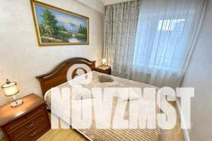 1-к квартира, посуточно, 48м2, 1/8 этаж