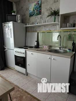 Студия квартира, посуточно, 44м2, 6/9 этаж