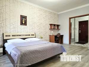 1-к квартира, посуточно, 40м2, 4/9 этаж