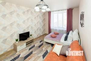 2-к квартира, посуточно, 60м2, 1/1 этаж