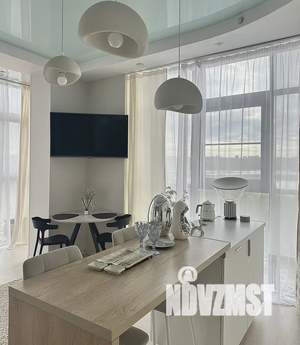 2-к квартира, посуточно, 73м2, 1/17 этаж