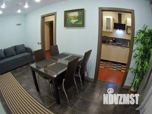 2-к квартира, посуточно, 50м2, 1/5 этаж