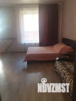 Студия квартира, посуточно, 35м2, 3/9 этаж