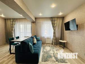 Студия квартира, посуточно, 35м2, 2/10 этаж