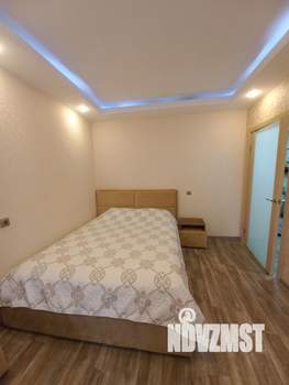 1-к квартира, посуточно, 39м2, 8/18 этаж