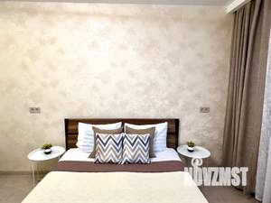 1-к квартира, посуточно, 35м2, 9/16 этаж