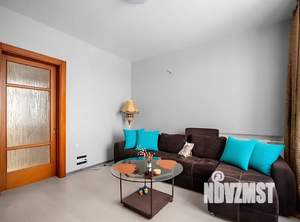 2-к квартира, посуточно, 52м2, 3/3 этаж