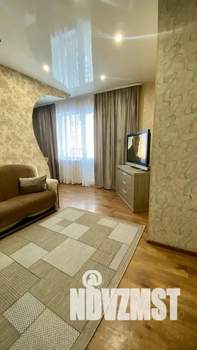 2-к квартира, посуточно, 50м2, 8/10 этаж