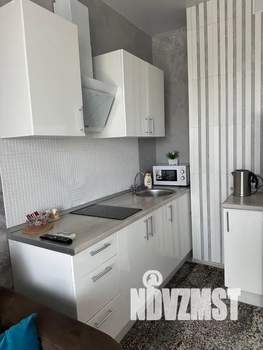 1-к квартира, посуточно, 40м2, 12/17 этаж