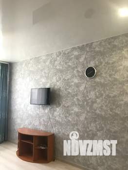 2-к квартира, посуточно, 45м2, 1/18 этаж