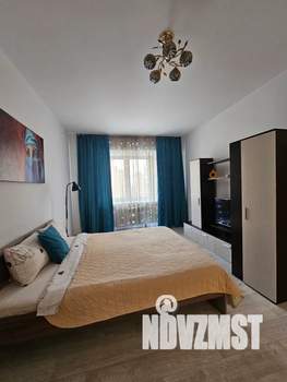 2-к квартира, посуточно, 48м2, 13/16 этаж