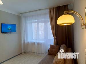 1-к квартира, посуточно, 32м2, 3/5 этаж