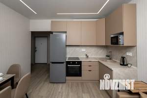 Студия квартира, посуточно, 40м2, 8/9 этаж