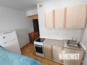 1-к квартира, посуточно, 35м2, 13/16 этаж