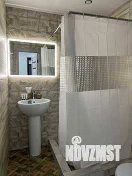 Студия квартира, посуточно, 23м2, 1/10 этаж