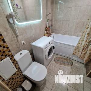 2-к квартира, посуточно, 43м2, 3/15 этаж