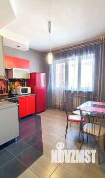 2-к квартира, посуточно, 72м2, 13/16 этаж