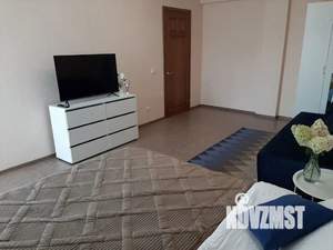1-к квартира, посуточно, 60м2, 1/1 этаж