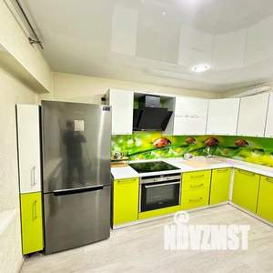 2-к квартира, посуточно, 60м2, 1/1 этаж